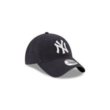 Load image into Gallery viewer, (Youth) New York Yankees New Era MLB 9TWENTY 920 Adjustable Cap Hat Navy Crown/Visor White Logo