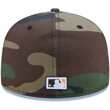 Load image into Gallery viewer, Chicago White Sox New Era MLB 59FIFTY 5950 Cap Hat Camo Crown/Visor Black Logo 2005 World Series Side Patch Bright Orange UV