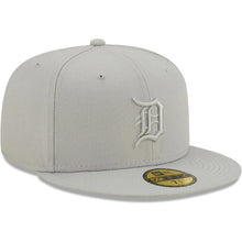 Load image into Gallery viewer, Detroit Tigers New Era MLB 59FIFTY 5950 Color Pack Fitted Cap Hat Medium Silver Light Gray Crown/Visor Medium Silver Light Gray Logo