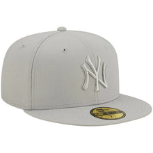 Load image into Gallery viewer, New York Yankees New Era MLB 59FIFTY 5950 Fitted Cap Hat Medium Silver (Light Gray) Crown/Visor Medium Silver (Light Gray) Logo (Color Pack)