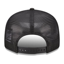 Load image into Gallery viewer, Chicago White Sox New Era MLB 9FIFTY 950 Mesh Trucker Snapback Cap Hat Black Crown/Visor White Logo