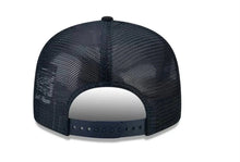 Load image into Gallery viewer, New York Yankees New Era MLB 9FIFTY 950 Mesh Trucker Snapback Cap Hat Navy Crown/Visor White Logo