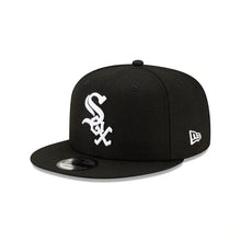 Load image into Gallery viewer, Chicago White Sox New Era MLB 9FIFTY 950 Snapback Cap Hat Black Crown/Visor White Logo Jackie Robinson Day Side Patch
