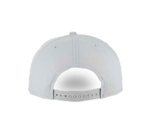 Load image into Gallery viewer, Los Angeles Dodgers New Era MLB 9FIFTY 950 Snapback Color Pack Cap Hat Medium Silver Crown/Visor Medium Silver Logo