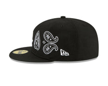 Load image into Gallery viewer, Chicago White Sox New Era MLB 59FIFTY 5950 Fitted Cap Hat Black Crown/Visor White Logo (Paisley)