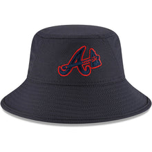 Load image into Gallery viewer, Atlanta Braves New Era MLB Bucket Cap Hat Navy Crown/Visor Navy/Red Tomahawk Axe Logo (2022 Batting Practice)