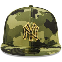 Load image into Gallery viewer, New York Yankees New Era MLB 9FIFTY 950 Snapback Cap Hat Camo Crown/Visor Camo Flag/Gold Logo (2022 Armed Forces Day)