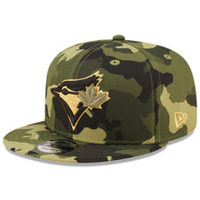 Load image into Gallery viewer, Toronto Blue Jays New Era MLB 9FIFTY 950 Snapback Cap Hat Camo Crown/Visor Camo Flag/Gold Logo (2022 Armed Forces Day)
