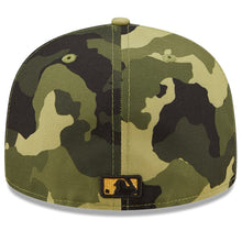 Load image into Gallery viewer, Houston Astros New Era MLB 59FIFTY 5950 Fitted Cap Hat Camo Crown/Visor Camo/Metallic Gold Logo (2022 Armed Forces Day)
