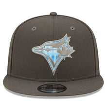 Load image into Gallery viewer, Toronto Blue Jays New Era MLB 9FIFTY 950 Snapback Cap Hat Dark Gray Crown/Visor Sky Blue/Gray Logo (2022 Father's Day)