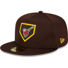 Load image into Gallery viewer, San Diego Padres New Era MLB 59FIFTY 5950 Fitted Cap Hat Brown Crown/Visor “Swinging Friar” Logo (2022 Clubhouse)