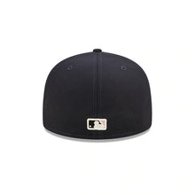 Load image into Gallery viewer, San Francisco Giants New Era MLB 59FIFTY 5950 Fitted Cap Hat Black Crown/Visor Team Color Logo 2012 World Series Side Patch Pink UV (Pop Sweat)