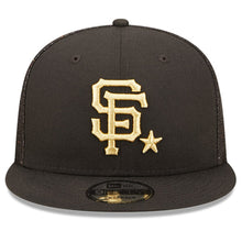 Load image into Gallery viewer, San Francisco Giants New Era 9FIFTY 950 Mesh Trucker Snapback Cap Hat Black Crown/Visor Metallic Gold Logo with Star 2022 All-Star Game Side Patch (2022 All-Star Game On-Field)