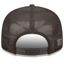 Load image into Gallery viewer, San Francisco Giants New Era 9FIFTY 950 Mesh Trucker Snapback Cap Hat Black Crown/Visor Metallic Gold Logo with Star 2022 All-Star Game Side Patch (2022 All-Star Game On-Field)