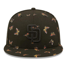 Load image into Gallery viewer, San Diego Padres New Era MLB 59FIFTY 5950 Fitted Cap Hat Black Crown/Visor Black Logo Allover Butterfly Flutter