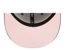 Load image into Gallery viewer, Atlanta Braves New Era MLB 59FIFTY 5950 Fitted Cap Hat Navy Crown/Visor Team Color Logo (Chain Stitch Heart)