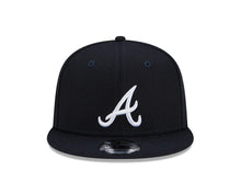 Load image into Gallery viewer, Atlanta Braves New Era MLB 9FIFTY 950 Snapback Cap Hat Dark Navy Crown/Visor White Logo 1995 World Series Side Patch Gray UV
