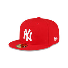 Load image into Gallery viewer, New York Yankees New Era MLB 59FIFTY 5950 Fitted Cap Hat Red Crown/Visor White Logo 2000 World Series Side Patch Gray UV