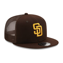 Load image into Gallery viewer, (Youth) San Diego Padres New Era MLB Kid 9FIFTY 950 Trucker Mesh Snapback Cap Hat Brown Crown/Visor Yellow Logo