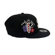 Load image into Gallery viewer, Chicago White Sox New Era MLB 9FIFTY 950 Snapback Cap Hat Black Crown/Visor White Logo (Icon)