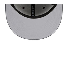 Load image into Gallery viewer, Baltimore Orioles New Era MLB 9FIFTY 950 Snapback Cap Hat Black Crown/Visor Orange Logo (Icon)