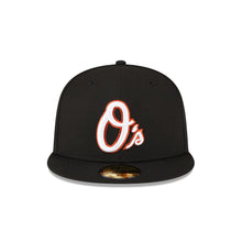 Load image into Gallery viewer, Baltimore Orioles New Era MLB 59FIFTY 5950 Fitted Cap Hat Black Crown/Visor White/Orange Metallic Logo 60th Anniversary Side Patch Green UV