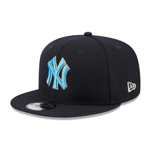 Load image into Gallery viewer, New York Yankees New Era MLB 9FIFTY 950 Snapback Cap Hat Navy Crown/Visor Sky Blue/White Logo Father's Day 2023 Side Patch Sky Blue UV