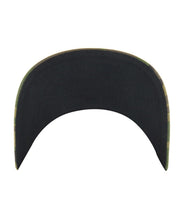 Load image into Gallery viewer, San Diego Padres '47 MLB Snapback Trucker Mesh Cap Hat Camo/Black Crown Camo Visor White Logo