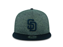 Load image into Gallery viewer, (Youth) San Diego Padres New Era MLB 9FIFTY 950 Snapback Cap Hat Shadow Tech Dar Gray Crown Navy Visor Navy Logo