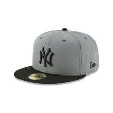 Load image into Gallery viewer, New York Yankees New Era MLB 59FIFTY 5950 Fitted Cap Hat Dark Gray Crown Black Visor Black Logo