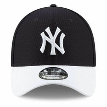 Load image into Gallery viewer, New York Yankees New Era MLB 39THIRTY 3930 Flexfit Cap Hat Dark Navy Crown White Visor White Logo (2018 Batting Practice)