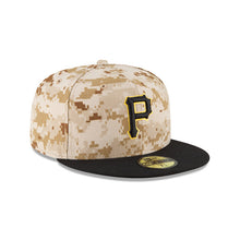 Load image into Gallery viewer, Pittsburgh Pirates New Era MLB 59FIFTY 5950 Fitted Cap Hat Camo Digital Crown Black Visor Black/Yellow Logo