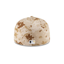 Load image into Gallery viewer, Pittsburgh Pirates New Era MLB 59FIFTY 5950 Fitted Cap Hat Camo Digital Crown Black Visor Black/Yellow Logo