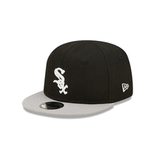 Load image into Gallery viewer, (Infant) Chicago White Sox New Era MLB 9FIFTY 950 Snapback Cap Hat Black Crown Gray Visor White Logo (My 1st First)