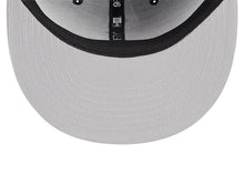 Load image into Gallery viewer, Chicago White Sox New Era MLB 9FIFTY 950 Snapback Cap Hat Black Pinstripe Crown Gray Visor White Logo