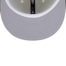 Load image into Gallery viewer, Chicago White Sox New Era MLB 59FIFTY 5950 Fitted Cap Hat Cream Crown Black Visor Black Logo 2005 World Series Side Patch