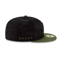 Load image into Gallery viewer, (Youth) Pittsburgh Pirates New Era MLB 59FIFTY 5950 Kids Fitted Cap Hat Black Camo Crown Olive Green Visor Black/Olive Logo