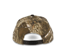 Load image into Gallery viewer, (Glow In The Dark) Atlanta Braves New Era MLB 9FORTY 940 Adjustable A-Frame Cap Hat Real Tree Edge Camo Crown Black Visor Glow White Logo Side Batty
