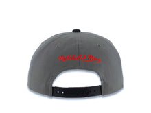 Load image into Gallery viewer, Detroit Red Wings Mitchell & Ness NHL Snapback Cap Hat Dark Gray Crown Black Visor Black/Red Logo Red UV