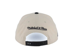 Load image into Gallery viewer, Los Angeles Kings Mitchell & Ness NHL Adjustable Snapback Cap Hat Cream Crown Black Visor Black/Silver Logo