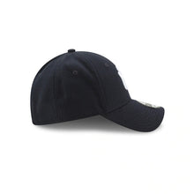 Load image into Gallery viewer, New York Yankees New Era MLB 9FORTY 940 Adjustable Cap Hat Navy Crown/Visor White Logo