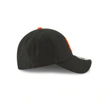 Load image into Gallery viewer, San Francisco Giants New Era 9FORTY 940 Adjustable Cap Hat Black Crown/Visor Orange Logo
