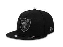 Load image into Gallery viewer, Oakland Raiders New Era NFL 9FIFTY 950 Snapback Cap Hat Black Crown/Visor Gray/Black Logo