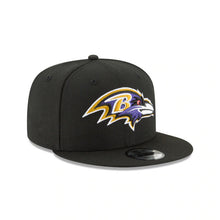 Load image into Gallery viewer, Baltimore Ravens New Era NFL 9FIFTY 950 Snapback Sideline Cap Hat Black Crown/Visor Team Color Logo