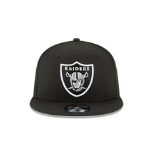Load image into Gallery viewer, Oakland Raiders New Era 9FIFTY 950 Original Fit Snapback Cap Hat Black Crown/Visor Team Color Logo