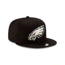 Load image into Gallery viewer, Philadelphia Eagles New Era NFL 9FIFTY 950 Snapback Cap Hat Black Crown/Visor Team Color Logo