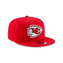 Load image into Gallery viewer, Kansas City Chiefs New Era NFL 9FIFTY 950 Snapback Cap Hat Red Crown/Visor Team Color Logo