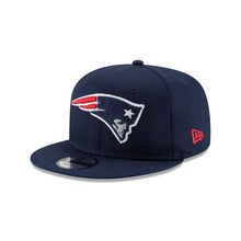 Load image into Gallery viewer, New England Patriots New Era NFL 9FIFTY 950 Snapback Cap Hat Navy Crown/Visor Team Color Logo