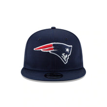 Load image into Gallery viewer, New England Patriots New Era NFL 9FIFTY 950 Snapback Cap Hat Navy Crown/Visor Team Color Logo