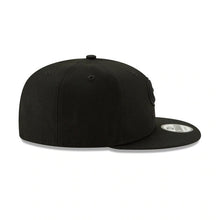 Load image into Gallery viewer, Green Bay Packers New Era NFL 9FIFTY 950 Snapback Cap Hat Black Crown/Visor Black Logo
